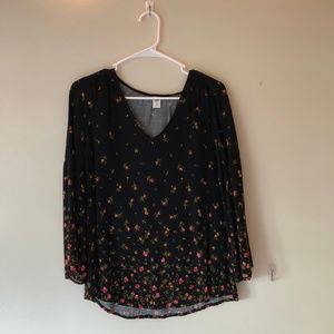 Long sleeve black blouse